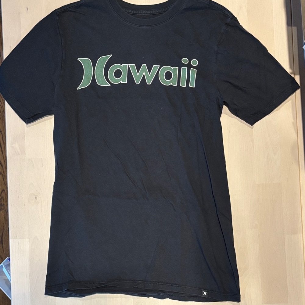 Discontinued Hurley Hawaii Tee - mens S